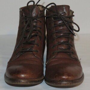 Frye Tyler Brown Lace Up Ankle Boots